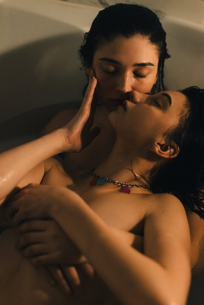 couple-lesbien-xlovecam